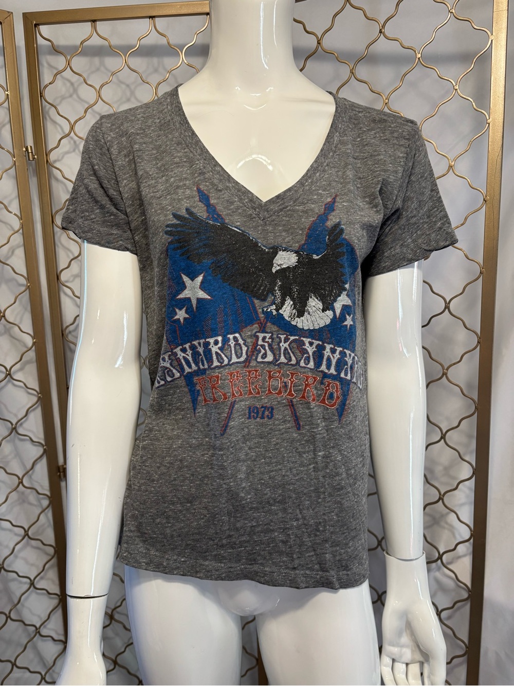 Free People Heather Gray Freebird Graphic V-Neck Tee with Blue & Red Print sz XS